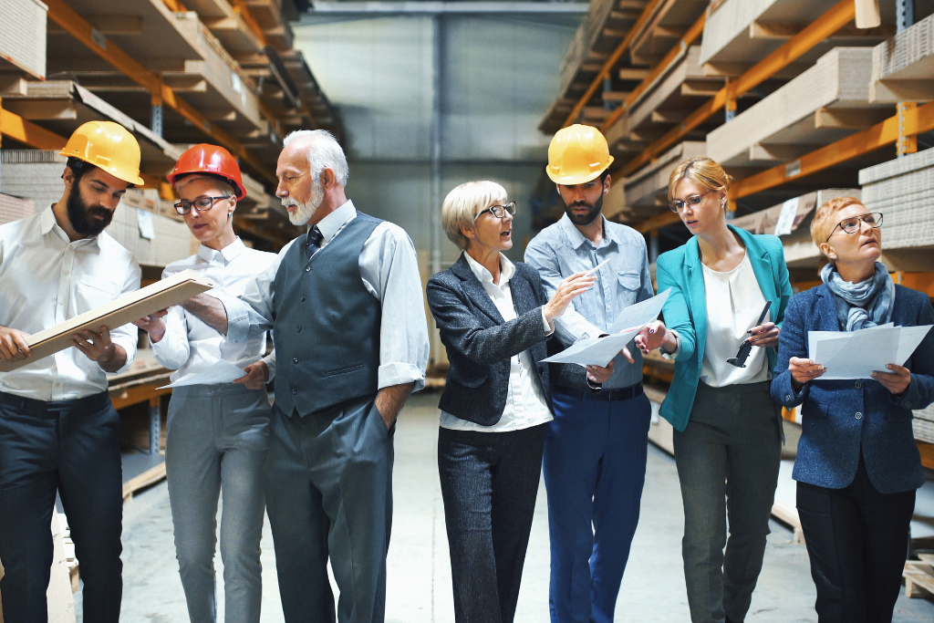 إدارة المرافق والتشغيل والصيانة